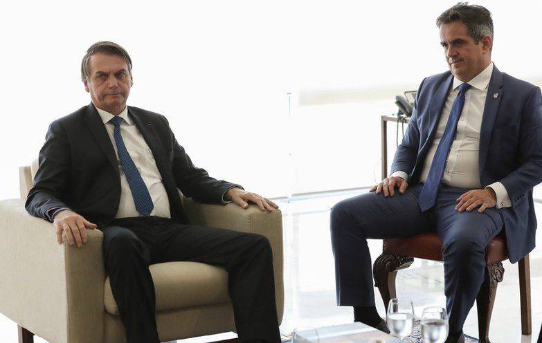 Senador Ciro irá se reunir com o presidente da república nesta terça-feira